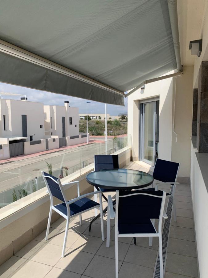 Apartamento Con Solarium Villa Amalia Torrevieja Exterior photo